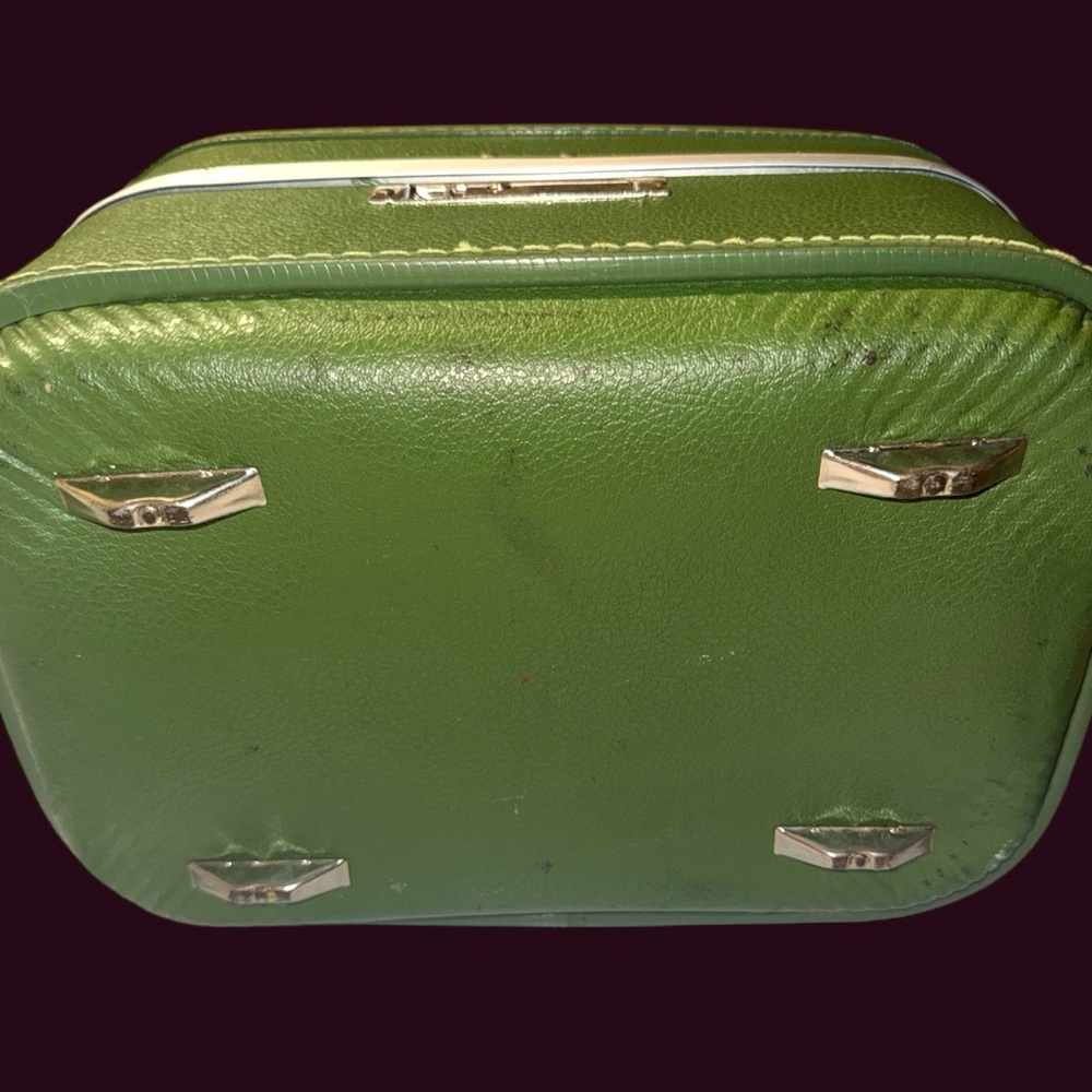 Vintage Trojan Brand Train\Make-up Travel Case - Picture 5 of 10